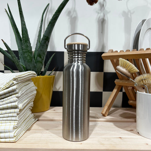 fontaine a gravite gourde inox Bouteille inox 800ml - Bouchon en bambou, poignée de transport