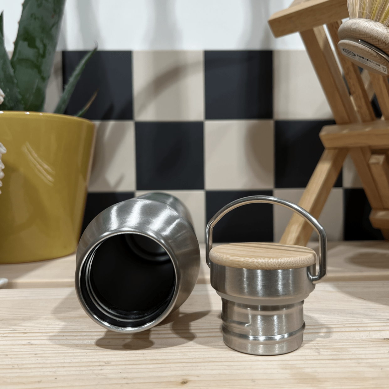 fontaine a gravite gourde inox Bouteille inox 800ml - Bouchon en bambou, poignée de transport