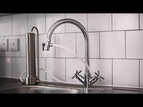 Système de filtration d'eau sur comptoir en acier inoxydable. CA003