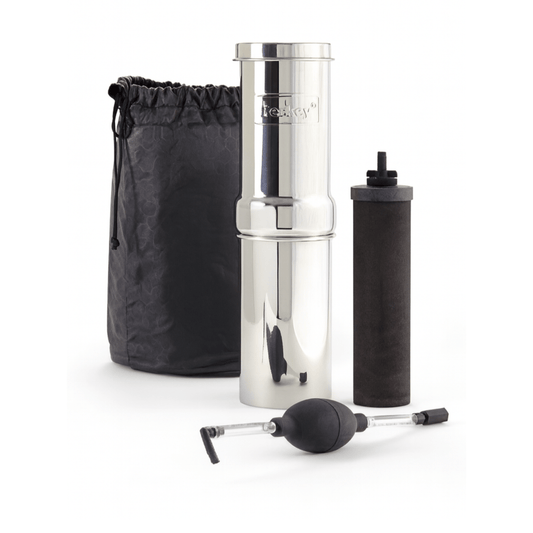 BERKEY SYSTEMS Fontaine berkey filtration Berkey® 0.95 litres - une pompe d'amorçage - un sac de voyage offert